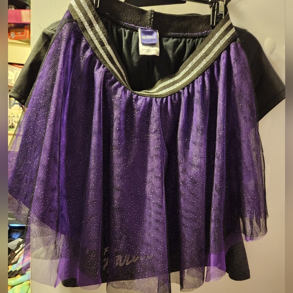 Descendents Shirt and Skirt Set - Picture 7 of 8